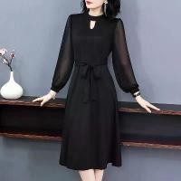 ราคา 2026เดรสสีดำ ทรงสลิมฟิต แขนยาว เรียบหรู เดรสเล็กลูกไม้สีดำ เหมาะสำหรับฤดูใบไม้ผลิและฤดูใบไม้ร่วง ชุดกี่เพ้าคอเต่าแขนยาว เสื้อ ภูไทกาฬสินธุ์ ผู้ หญิง สมัย ใหม่ จงกระเบนสําเร็จรูปผ (1734033883964016297)