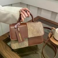 ราคา กระเป๋าถือดีไซน์เฉพาะตัว กระเป๋าใบเล็กฤดูหนาว แฟชั่นใหม่ กระเป๋าสี่เหลี่ยมขนาดเล็ก กระเป๋าสะพายไหล่เนื้อผ้าคุณภาพสูง กระเป๋าถือเนื้อผ้าปะติดง่าย กระเป๋าถือขนาดเล็ก กระเป๋า แฟชั่น (1733991696214558399)