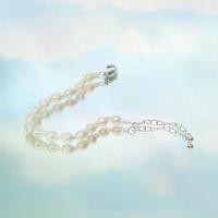 ราคา [ส่งด่วนฟรี]SWAN - Mini Baroque Pearl Bracelet กำไลเงินแท้ มุกแท้ มุกบารอค มุกน้ำจืด (1734280133080876523)