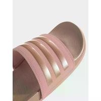 ราคา [Pomelo] รองเท้าแตะ รุ่น Adilette Comfort / Adilette Comfort Sandals (1730612006538283099)