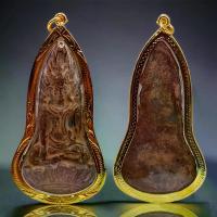 ราคา พร้อมส่ง- พระเครื่อง K987 รูปพระพุทธเจ้าสมอเรือ วัดศรมหาศรีอยุธยา เนื้อสีแดงสนิมขนาดใหญ่ผ่านการบูชาขนาด 8x4.5 ซม.ฝังกรอบทองไมครอน สวยงามและพร้อมส่ง (1733338351756215332)