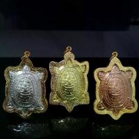 ราคา จัดส่งทันที- จี้พระ พระเครื่อง เหรียญพญาเต่าเรือน หลวงปู่หลิว วัดไร่แตงทอง จ.นครปฐม รุ่น ปลดหนี้ ปี2536(ขนาด3.5*6.0ซม.) (1733584322950301591)