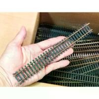 ราคา [เก็บเงินปลายทาง] รางโมเดลรถไฟ รางโมเดลรถไฟจำลอง ราง HO Scale ทองเหลือง Lima Atlas Piko Like Like * มือสอง * (1733243299563669444)