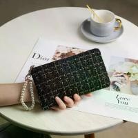 ราคา [COD+50% Discount]กระเป๋าสตางค์สั้นใหม่ 2025 สำหรับผู้หญิง ที่ใส่บัตรขนาดเล็ก สไตล์ชาแนล กระเป๋าเหรียญซิป กระเป๋าโทรศัพท์ยาว กระเป๋าลิปสติก (1733500708799219001)