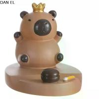 ราคา DAN EL ที่วางสมาร์ทโฟน โมเดลฟิกเกอร์ ที่วางโทรศัพท์ Capybara ของตกแต่งโต๊ะ สนับสนุนการสนับสนุน Capybara ขาตั้งโทรศัพท์มือถือ การ์ตูนลายการ์ตูน สัตว์สัตว์สัตว์ Capybara วงเล็บโทรศ (1734225751823189781)