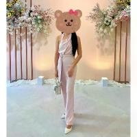 ราคา 32_bellista ออกงาน jumpsuit จั้มสูทสีชมพูอ่อน คล้องคอ โชว์หลัง มีเชือกผูกเอว ขาม้านิดๆ ทรงเป๊ะ มีซับใน ซิปหลัง size xs (1734431355141260944)