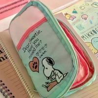 ราคา กล่องดินสอ สไตล์อเมริกัน ฝาพับ ปักลาย ความจุมาก น่ารัก สนูปปี้ ปักลาย หลายชั้น กล่องเครื่องเขียนมัธยมปลาย กระเป๋าเก็บของ แพลนเนอร์ ใหม่สุดฮอตในปี 2025 (1732283789493503397)