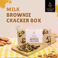 ราคา [จัดส่งทันที] Milk Brownie Crackers Milk Brownie Cracker (Box) Crispy Baked Snack, Thin Sheets, Box Type, Size 70 Grams. (1734443582404134621)