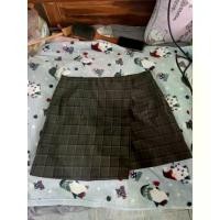 ราคา Uniqlo Wrap Skort กระโปรงทรงป้ายพร้อมกางเกงซับใน สีเขียว ไซส์ XXL (1734607429956502533)