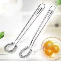 ราคา ที่ตีไข่สแตนเลสแบบสปริง มือหมุน ผสมอาหาร ช้อนครัว ตีไข่ ซอส น้ำผึ้ง ครีม เครื่องมือในครัว ที่ตีไข่แบบสปริง (1733518420814628819)