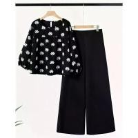 ราคา Vintage Floral Print Women's Two-Piece Suit: Round Neck Blouse with Puff Sleeves & Elastic Waist Wide-Leg Trousers Set (1733778100344423844)