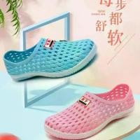 ราคา รองเท้า Croc ผู้ชายทนต่อการสึกหรอเท้า unisex รองเท้าชายหาด Croc สำหรับเด็กกลางแจ้ง demonia shaker (1732279255092463039)