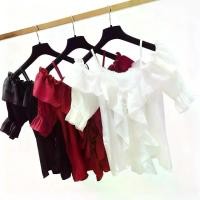 ราคา เสื้อสายเดี่ยวเปิดไหล่ สีขาว สไตล์ดาราอินเทอร์เน็ต ดีไซน์ไหล่ย่น ท๊อป polkadot เสื้อ baby tee allz แบรนด์ ยูนิโคล่ อาดิดาส ของ แท้ เอมี่ ไททัน ใส่ เล่น ส่ง พร้อม เสื้อเชิ้ต ลายสก (1733144872286979603)