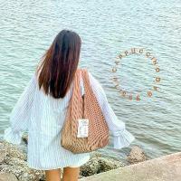 ราคา Wyllabrand กระเป๋าผ้าพลีท Cappuccino (1734723946673506279)