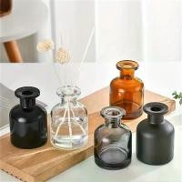 ราคา Large-capacity glass diffuser bottle 50 ml. No odor, reusable, flawless, comes with a wax stick holder. Suitable for home decoration, personal care items, empty vase with essenti (1734924667851802553)