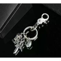 ราคา [Chrome-home Hearts] Keychains/Car keychains/Vintage Cross Keychain ring/Hanging ornament / 12292 (1734541431920624841)