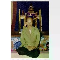 ราคา พระปทม พระពុท្ធ ทางขาว ก้าวหน้า ของ คุณแม่บุญเรือน โตงบุญเติม อธิษฐานจิตปี 2503 เป็นลายเท้าคุณแม่บุญเรือน ท่านบอกใบฝอยไว้ว่า ซื้อง่ายขายคล่อง พวกเราก็ไม่ต้องหนักใจ meditation พระปทม (17332773141322475