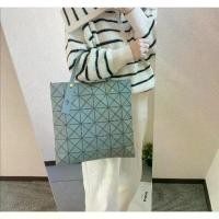 ราคา COD Bao 6x6 onetone Frost Bag / Lucent Basic Color กระเป๋าสะพายรูปเพชรแท้ (1735281506186331278)