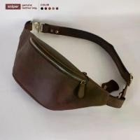 ราคา กระเป๋าคาดอก กระเป๋าคาดเอว หนังวัวเเท้ Crossbody Bag : Real Leather (1734690052436887001)