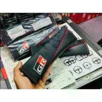 ราคา ปลอกหุ้ม เบล์ท เข็มขัดนิรภัย GR Seat Belt Pad ของแท้ Belts Cover Safety เบลท ใส่ได้ทุกรุ่นรถยนต์ 1 ชุด 2 ชิ้น มีพร้อมส่ง (1734930090758670061)