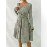 ราคา Spring and Autumn New European and American Fashion Round Neck Solid Color Slim Fit A-Line Long Sleeve Dress Base Dress DRESS (1733366204846802711)
