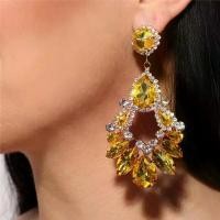 ราคา 【Azzis】 Bohemian Yellow Rhinestone Water Drop Geometric Earrings Dinner Jewelry for Women Luxury Crystal Big Dangle Statement Earrings (1735429310492804666)