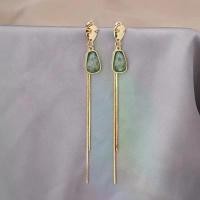 ราคา 【Azzis】 Vintage Green Crystal Long Tassel Earrings for Women Femme Gold Color Alloy Chain Geometric Drop Dangle Earrings Party Jewelry (1735434845194061370)