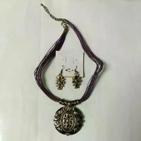 ราคา สร้อยคอสไตล์โบฮีเมียนและต่างหู Boho Style Necklace and Earrings (1735042818953480031)