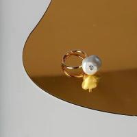 ราคา SWAN - Baroque Pearl with Stone Ring แหวนเงินแท้ ชุบทอง14K มุกแท้ มุกบารอค มุกน้ำจืด ฝังเพชรคิวบิกเซอร์โคเนีย cubic zirconia (1735150369087522348)
