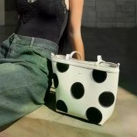 ราคา SHU COCO DOTS TOTE - กระเป๋า (1734273044562609706)