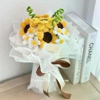 ราคา [มีส่งด่วน] ช่อดอกไม้ ช่อทานตะวัน ช่อกลมทานตะวัน ช่อดอกไม้กำมะหยี่ ช่อดอกไม้รับปริญญา ช่อวาเลนไทน์ ของขวัญ คําแนะนําการขายที่ร้อนแรงในเดือนนี้ บอนไซ ต้นโพธิ์ สวย ๆ ลํา ใหญ่ (1732121868610078543)