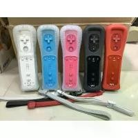 ราคา Wiimote Motionplus Inside Wii mote Remote Motion Plus วีโมท รีโมท วี โมชั่นพลัส จอย wii แท้ Nintendo และ U ยึดรูปแบบเดียวกัน (1733586232634279588)