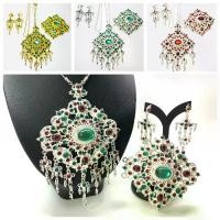 ราคา เครื่องประดับไทยvintage jewelry เครื่องประดับไทย เครื่องประดับชุดไทย พลอยเทียม สร้อยคอ สร้อยคอจี้ ชุดสูทสีทอง ต่างหู หัวเข็มขัด (1735200705232078125)