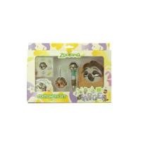 ราคา MR.D.I.Y. ชุดเครื่องเขียน ลายตุ๊กตาแฟลช ขนาด 11x12 ซม. ประกอบด้วย สมุดโน้ต สติ๊กเกอร์ ปากกา กระเป๋า และพวงกุญแจอะคริลิค สำหรับพกพา (1735298302357178122)