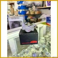 ราคา unabrishop ปัจจุบัน ปั้มKTM ปั้มจิ๋ว งานสำเนา 2พอต สามารถใส่เวฟได้ทุกรุ่น ปั้มเวฟ110i/125LED125S125R/125R125iบังบม บรรจุ 1 รายการ มอเตอร์ไซค์ Motorcycle ไฟเลี้ยว ฟอซ่า ไฟหรี่ หลีด 125 กระพริบ (1730726