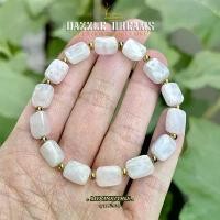 ราคา ⚘สร้อยข้อมือหินแท้ 100% " มูนสโตน " Moonstone กำไลหิน หินนำโชค หินมงคล เสริมโชค ทรงหมอน♡ลดราคา (1735311687973176872)