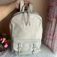 ราคา ลดราคา Beanpole แท้ เป้งานหนังแท้ทั้งใบ สภาพมีร่องรอยใช้งานมือสองทั่วไป หนังแห้งบางจุด โดยรวมยังสวย (1735399053478757902)