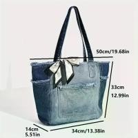 ราคา กระเป๋าผ้าฟอกน้ำหนักเบาความจุขนาดใหญ่สำหรับผู้หญิง,กระเป๋าสะพายสไตล์คาวบอยสีน้ำเงินมินิมอลลำลอง,มีซิปปิด,สายรัดคงที่และรายละเอียดขอบ,เหมาะสำหรับการเดินทาง,การช็อปปิ้งและการใช้งาน (1732914310198167520)