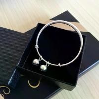 ราคา ดีไซน์กระดิ่งเรียบ สร้อยข้อมือแข็ง เหมาะสำหรับเด็กและทารก สร้อยข้อมือกำไลข้อเท้า แหวนกระดิ่ง ลูกปัดมะกอก ลูกปัดสีโอลีฟ สร้อยข้อมือเงิน กระดิ่ง ข้อ เท้า เด็ก สร้อย ข้อ เท้า (1732325655663905363)