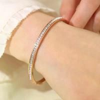 ราคา กำไลข้อมือฝังเพชร ข้อมือแฟชั่นสแตนเลส เครื่องประดับใส่มือ สวยมาก หรูหรา ไม่ลอก ไม่ดำ ใส่ออกงาน ใส่อาบน้ำได้(TB224-C) สร้อย ข้อ มือ สีโรสโกลด์ (1734518876532410271)