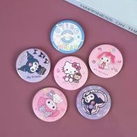 ราคา เข็มกลัดเลเซอร์ Sanrio Kuromi เข็มกลัดแผ่นดีบุกน่ารักลายการ์ตูน Cinnamoroll เข็มกลัดติดกระเป๋าเป้ หมวก nyของแท้ เข็มขัด ลูกเสือ ครู หญิง (1733361522254447710)