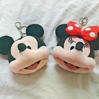 ราคา ตุ๊กตาแบบนุ่ม มิกกี้และมินนี่ เมาส์ ตุ๊กตาที่น่ารัก กระเป๋าใส่เหรียญ กระเป๋ามินิลายการ์ตูนพลูโต จี้ตุ๊กตา อุปกรณ์ตกแต่งกระเป๋าแนวอนิเมะ ของขวัญสำหรับเด็กผู้หญิง (1735407858432706318)