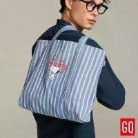 ราคา GQ x PEANUTS Collection - Canvas Tote & Socks คอลเลกชันกระเป๋าผ้าลายสนูปปี้กับถุงเท้าลายสนูปปี้ ลิขสิทธิ์แท้ ขายดี (1735493779440371078)