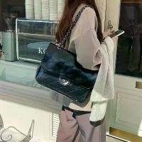 ราคา ส่งไวจากไทย! กระเป๋าหนังสะพายข้างใบใหญ่ สายโซ่ เกรดพรีเมี่ยม 3 สี F138 a day bag mini ลดราคา รับ ซื้อ แบรนด์เนม คอลเลคชั่น ใหม่ (1733826319999141386)