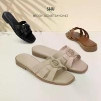 ราคา SHU BEDDY SIGNET SANDALS รองเท้าแตะ (1735379687693321770)