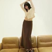 ราคา Felt.bkk Bristol Skirt กระโปรงทรงเอ ซิบหน้า ผ่าหลัง ผ้าสองชั้น (1733984656370861620)
