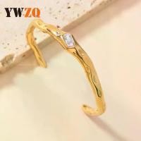 ราคา สร้อยข้อมือสแตนเลส, สไตล์ยุโรปและอเมริกา, การหล่อเรขาคณิต, ฝังเพชรออกแบบผิดปกติ, กำไลเปิด, ชุบทอง 18K, เครื่องประดับแฟชั่น หน้ากาก ลูกเจี๊ยบ เข็มกลัด แพทย์ สาย รัดเข็มขัด เชื (1731195408984278492)