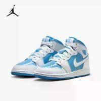 ราคา รองเท้ากีฬาคลาสสิกสำหรับผู้หญิง NIKE Air Jordan 1GS ของแท้ รุ่น FZ3933 114 (1735467790317881032)