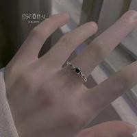 ราคา ESCOBAL แหวนเงินแท้ VINTAGE CHAIN แหวนงาช้าง แหวนพลอยสีเขียวนำโชค สไตล์ใหม่ แหวนดีไซน์สวยๆ วาเลนไทน์ J029 (1735491050632873484)