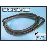 ราคา DATSUN SUNNY KB110 - REAR WINDSHIELD GLASS SEAL RUBBER // ยางขอบกระจก บานใหญ่ ด้านหลัง (1735529105223877755)